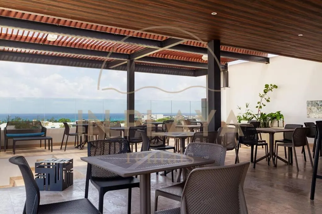 Private Room In #1 Location!, 4Th Floor 400Mb Wifi Playa del Carmen Apartment